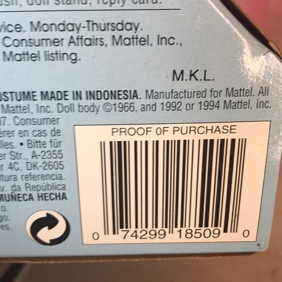 1997 NIB Swan Queen Barbie Doll - Picture 7 of 7